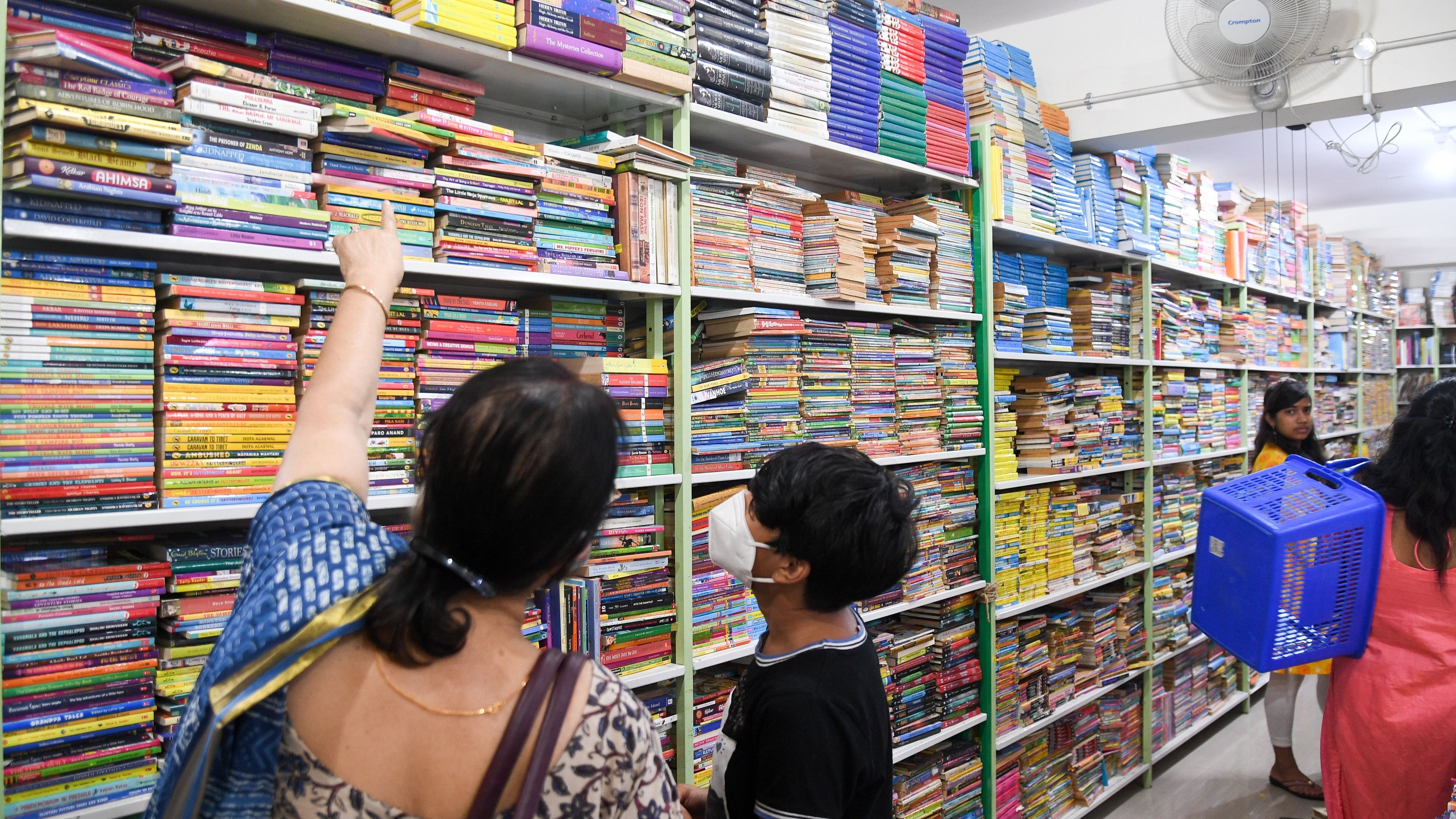 <div class="paragraphs"><p>A majority of book sales are driven by parents who want their kids to cultivate an interest in reading, say bookshop owners. </p></div>