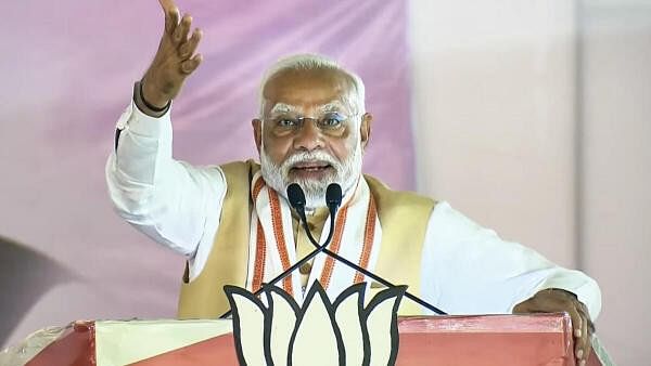 <div class="paragraphs"><p>Prime Minister Narendra Modi addresses a public meeting ahead of the Maharashtra Assembly elections, in Dhule.</p></div>