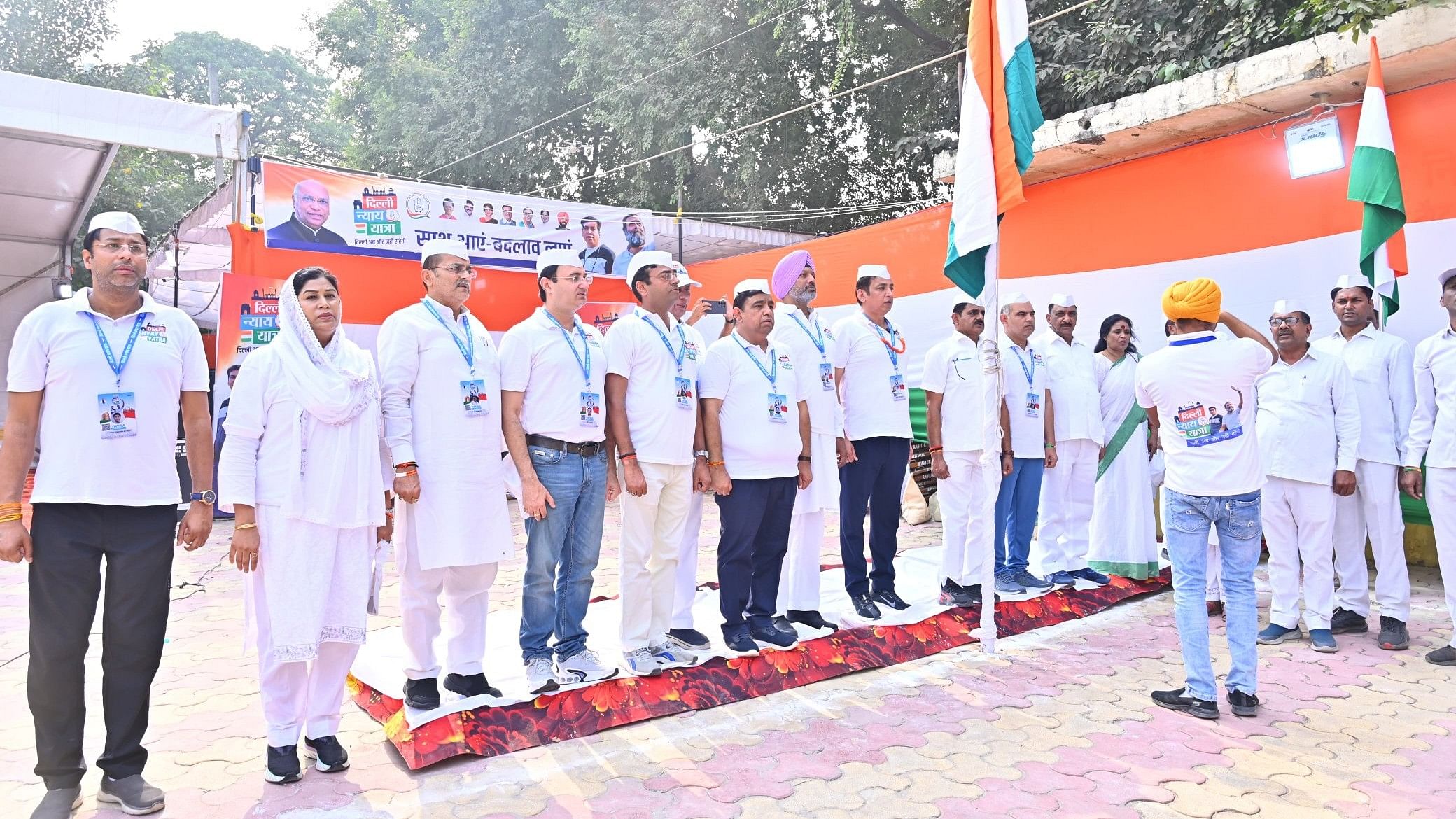 <div class="paragraphs"><p>Delhi Congress chief Devender Yadav flags off the Nyay Yatra.&nbsp;</p></div>