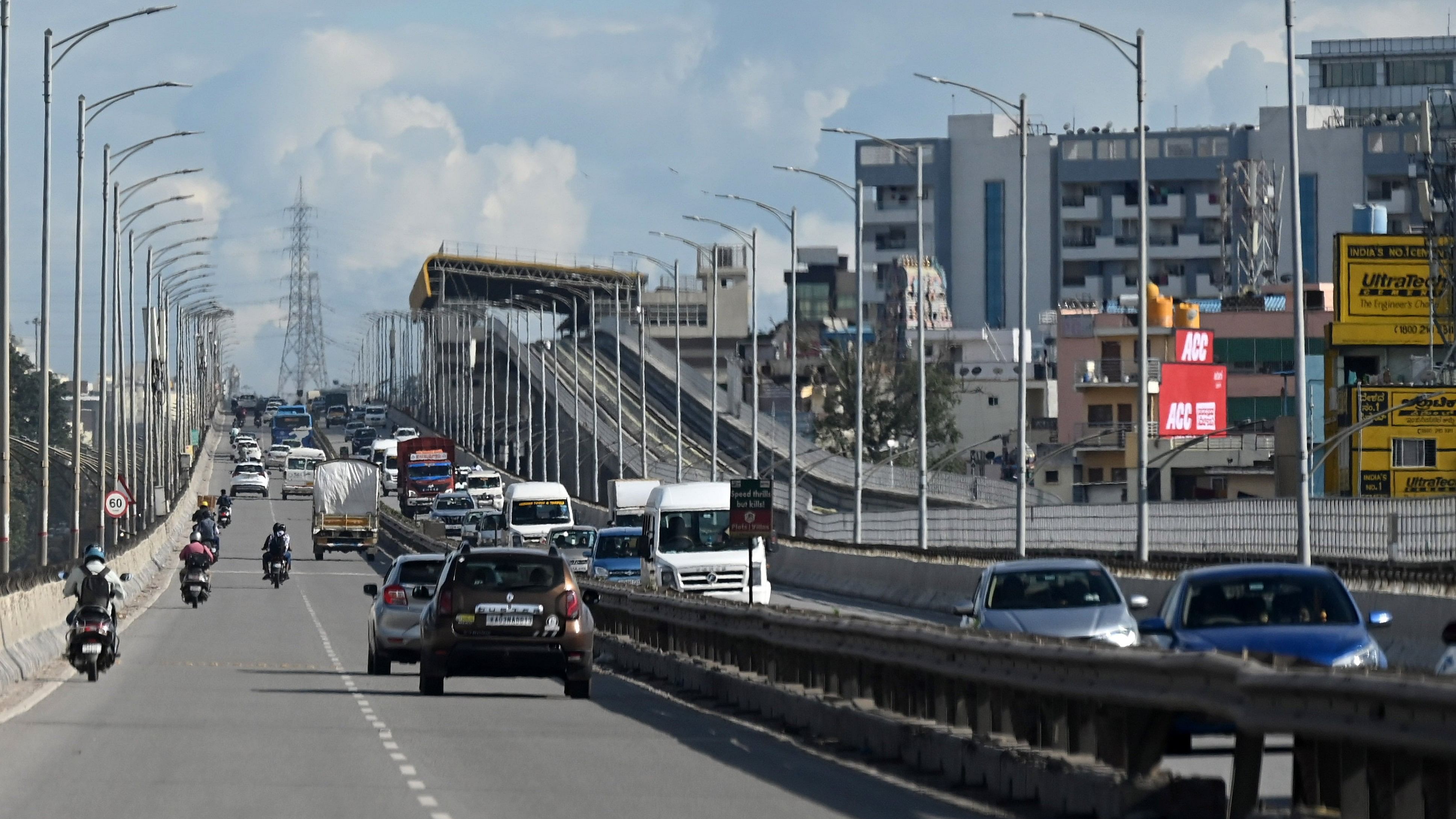 <div class="paragraphs"><p>A view of Electronics City Expressway, Bengaluru, 17 October 2024.</p></div>