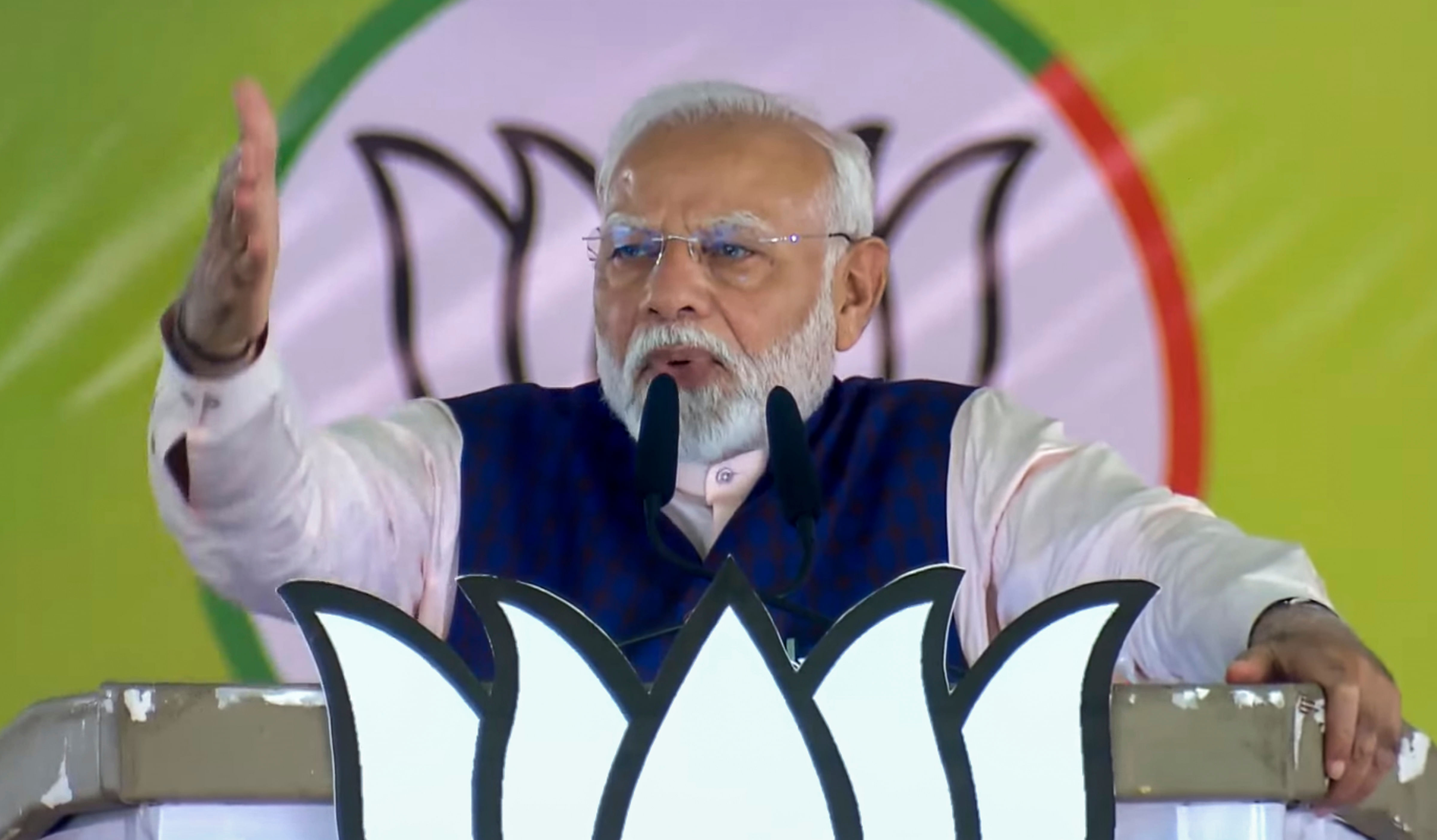 <div class="paragraphs"><p> Prime Minister Narendra Modi addresses an election rally for the upcoming Maharashtra Assembly elections, in Nanded district, Saturday, Nov. 9, 2024. </p></div>