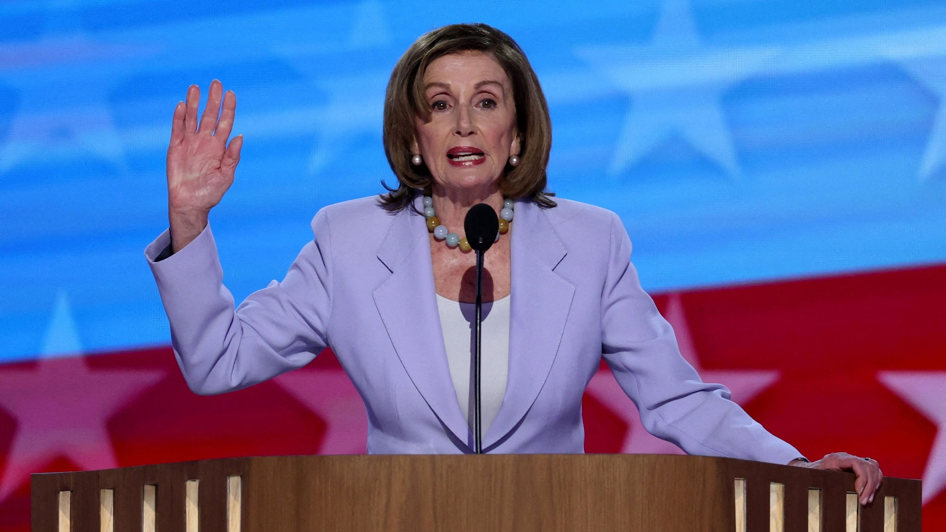 <div class="paragraphs"><p>US Representative Nancy Pelosi  at the United Center, in Chicago, Illinois</p></div>