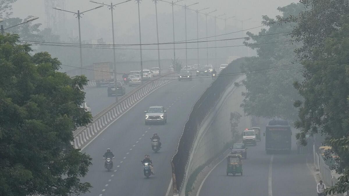 <div class="paragraphs"><p>Smog in Delhi.</p></div>