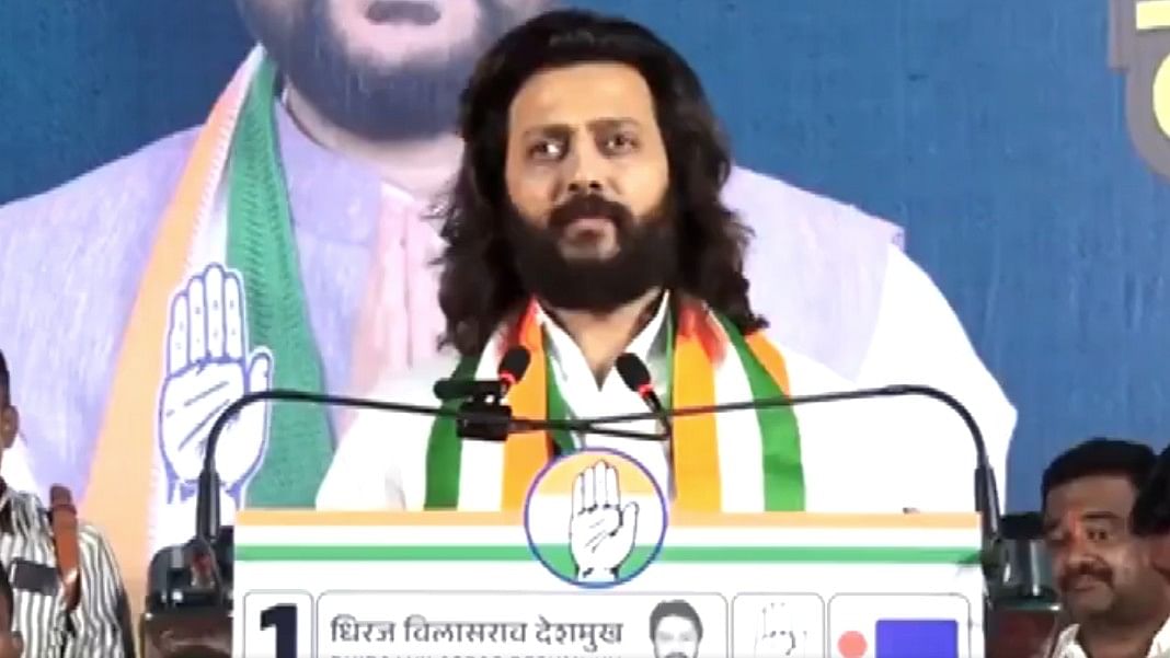 <div class="paragraphs"><p>Bollywood actor Riteish Deshmukh&nbsp;campaigning for his brother and Maharashtra Congress leader&nbsp;Dhiraj Deshmukh.</p></div>