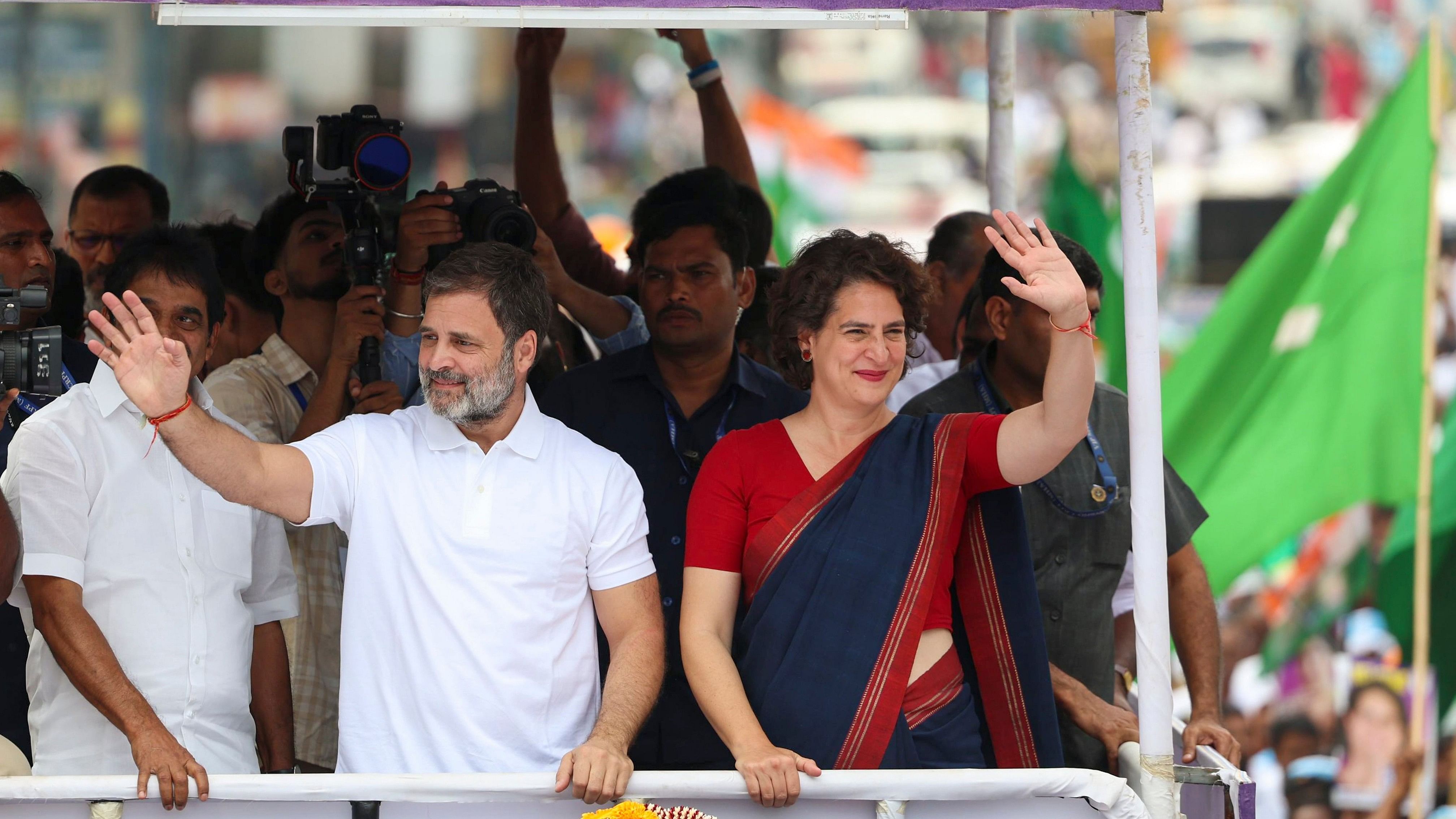 <div class="paragraphs"><p>Congress leader Rahul Gandhi with his sister and party candidate Priyanka Gandhi Vadra during a roadshow for Wayanad Lok Sabha seat bypolls, at Sulthan Bathery area, in Wayanad district, Kerala, Monday, Nov. 11, 2024. </p></div>