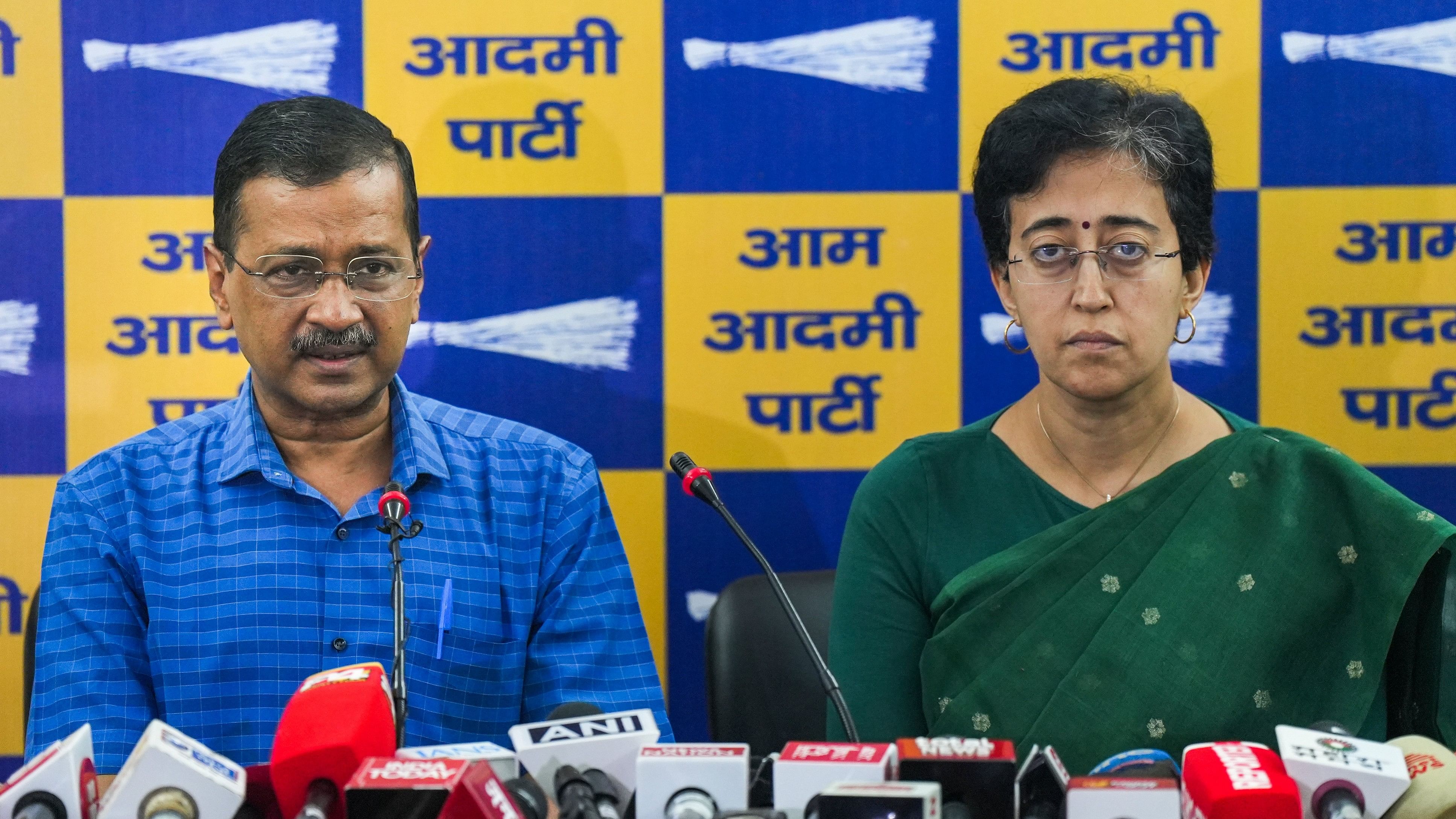 <div class="paragraphs"><p>Former Delhi CM and AAP convenor Arvind Kejriwal and Chief Minister Atishi.</p></div>