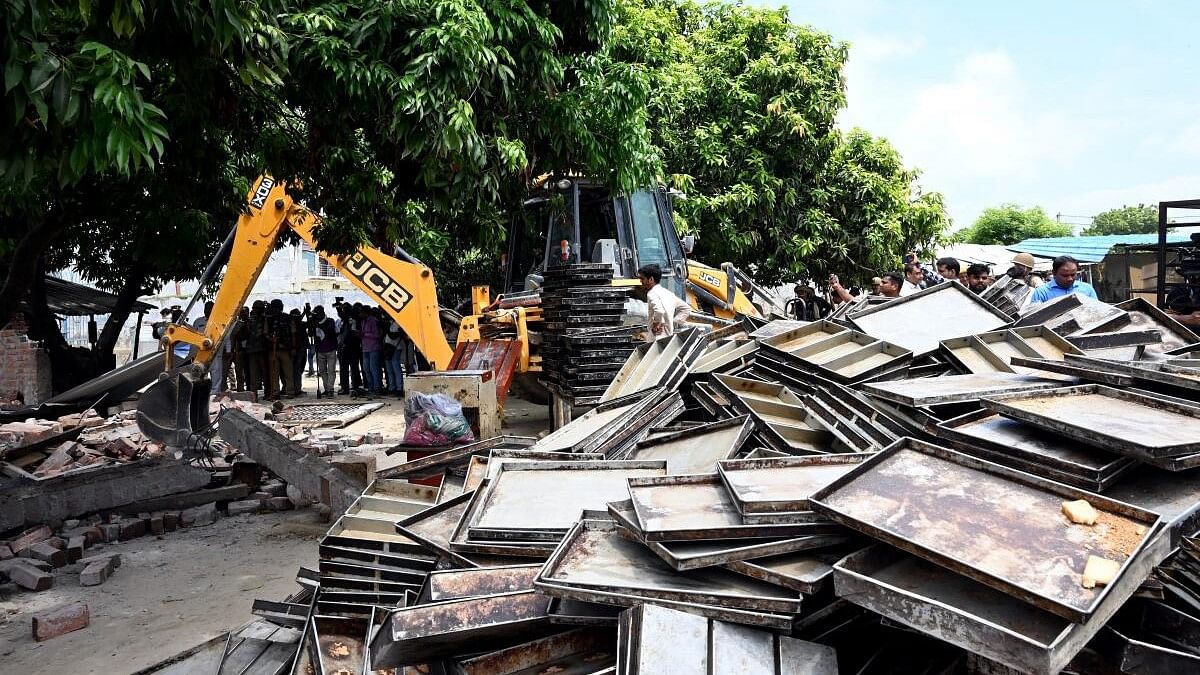 <div class="paragraphs"><p>Representative image of a bulldozer being used to demolish a construction site.&nbsp;</p></div>