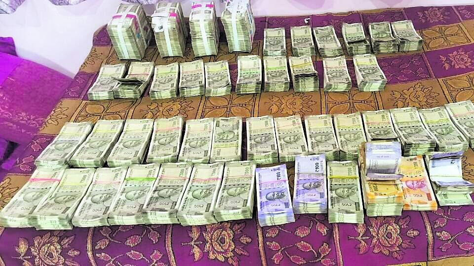 <div class="paragraphs"><p>Cash found by Lokayukta officials during searches on Tuesday.</p><p></p></div>