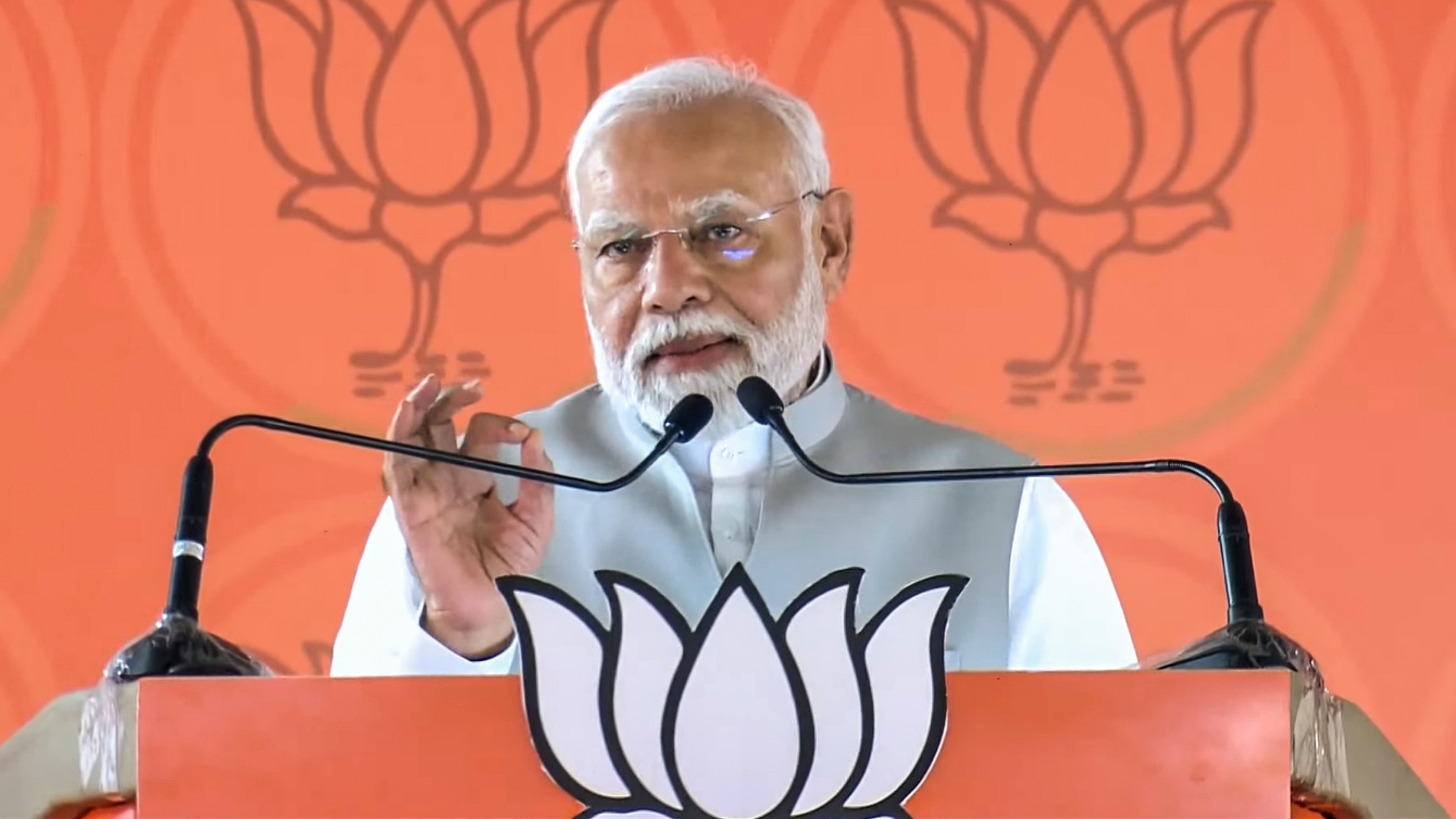 <div class="paragraphs"><p>Prime Minister Narendra Modi addresses a public meeting ahead of the Maharashtra Assembly elections, in Chhatrapati Sambhajinagar, Maharashtra.</p></div>