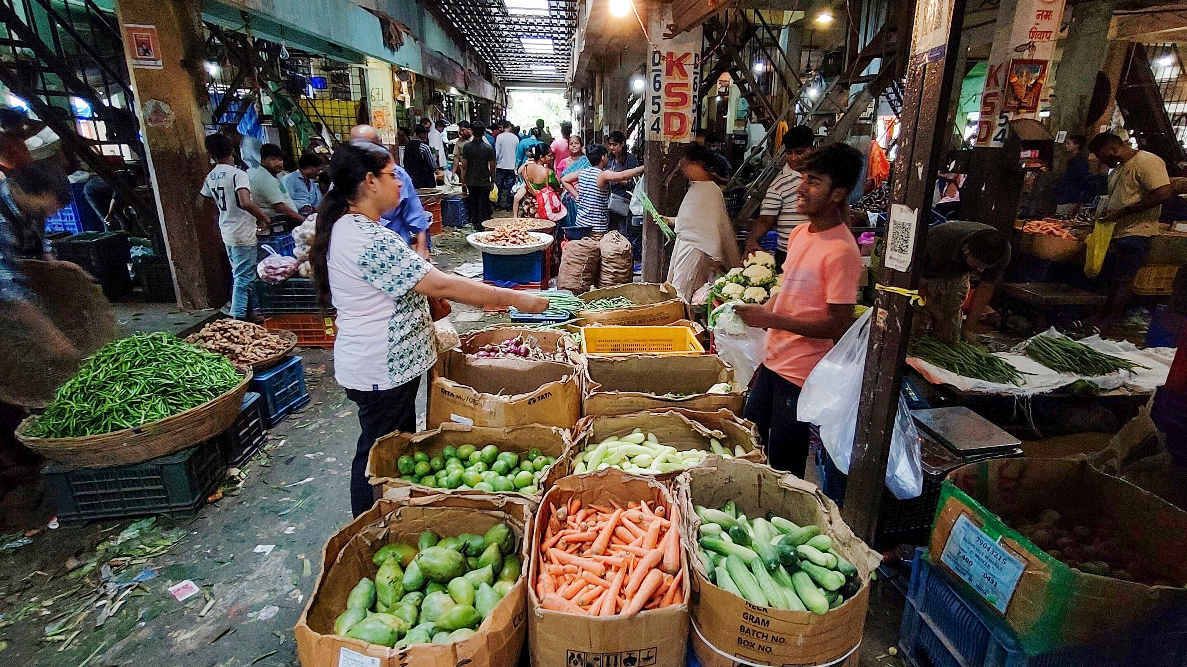 <div class="paragraphs"><p>A view of the wholesale vegetables market.</p></div>