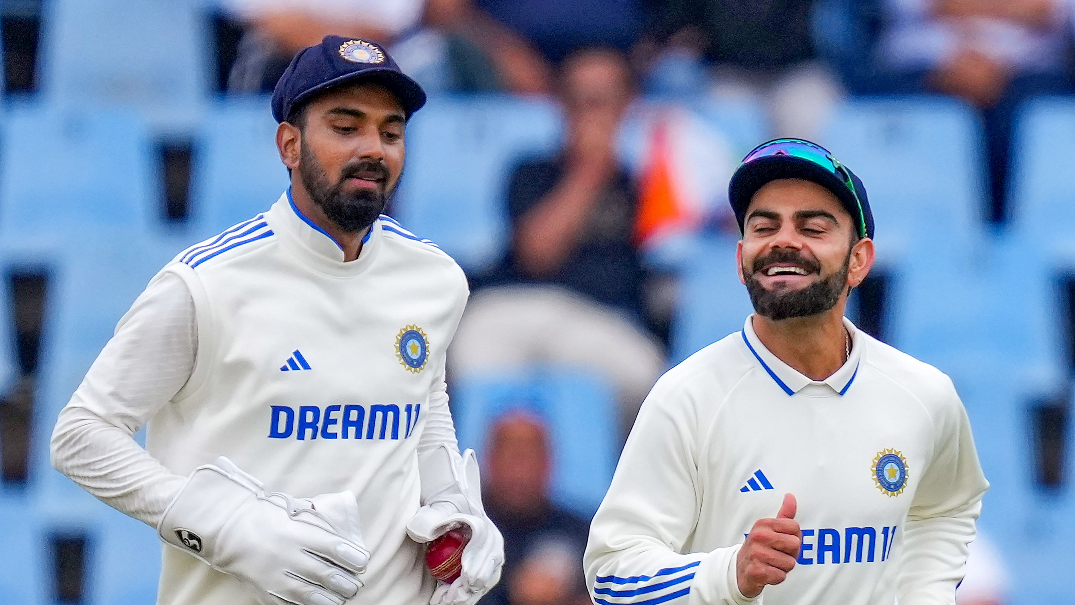 <div class="paragraphs"><p> Virat Kohli and K L Rahul</p></div>