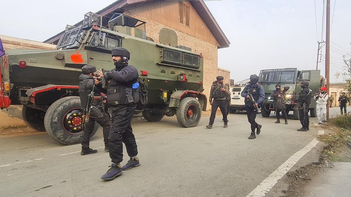 <div class="paragraphs"><p>Security personnel during an encounter with militants at Badimarg area of Yaripora, in Kulgam district, Jammu &amp; Kashmir</p></div>