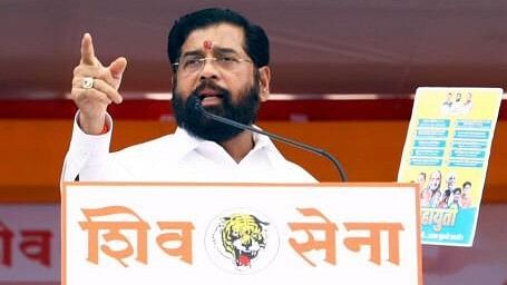 <div class="paragraphs"><p>Maharashtra Chief Minister Eknath Shinde addresses a public meeting in support of Shiv Sena candidate Yogesh Kadam ahead of the state Assembly elections, at Dapoli Assembly constituency in Ratnagiri district.</p></div>