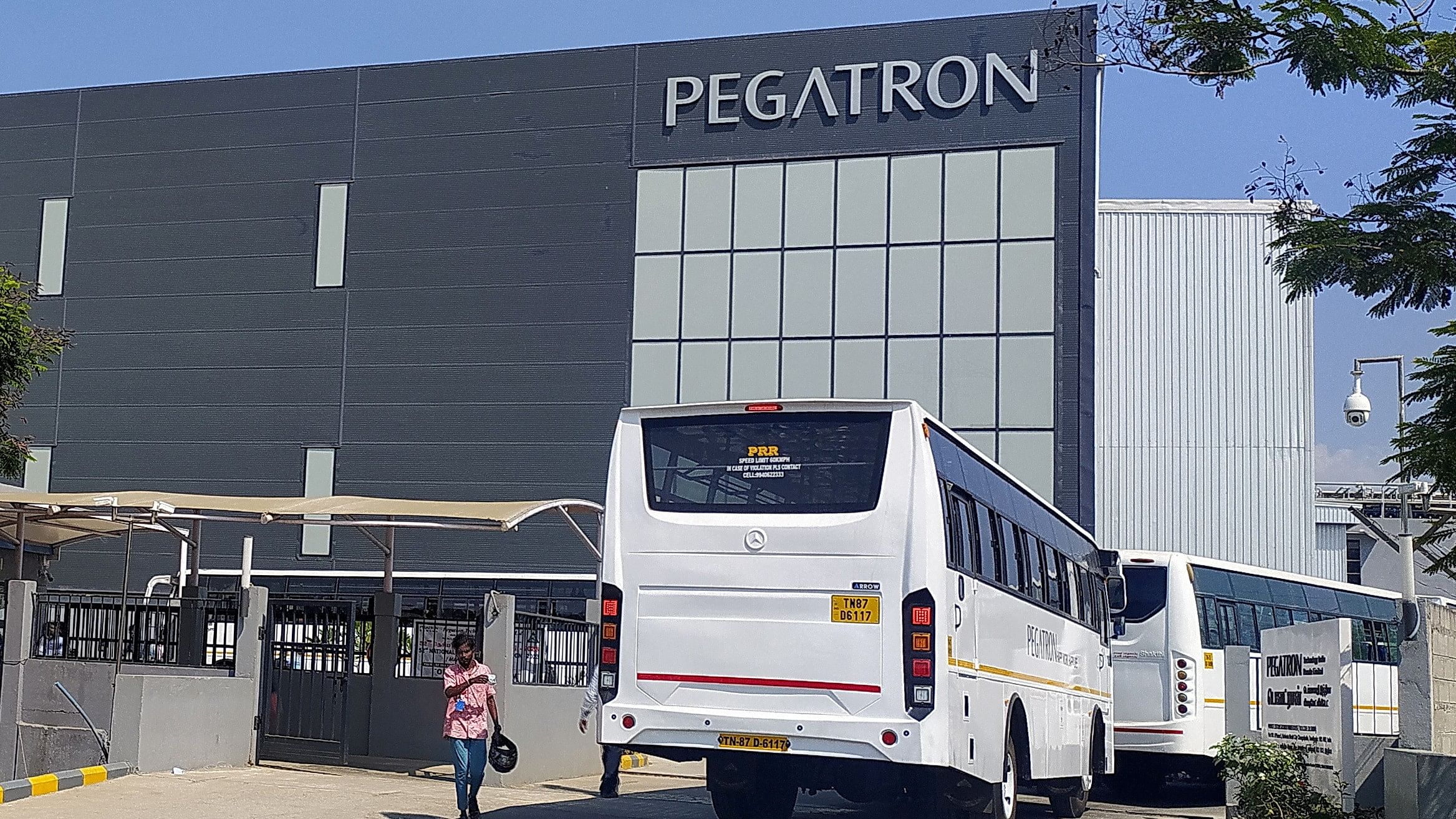 <div class="paragraphs"><p>Employee buses enter the Pegatron facility near Chennai.</p></div>