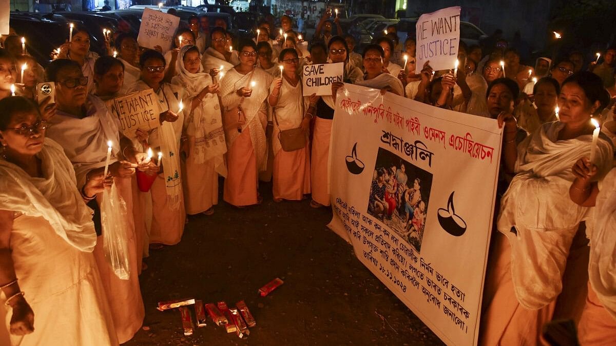 <div class="paragraphs"><p>Members of Manipuri Sahitya Parishad Assam take part in a protest.</p></div>