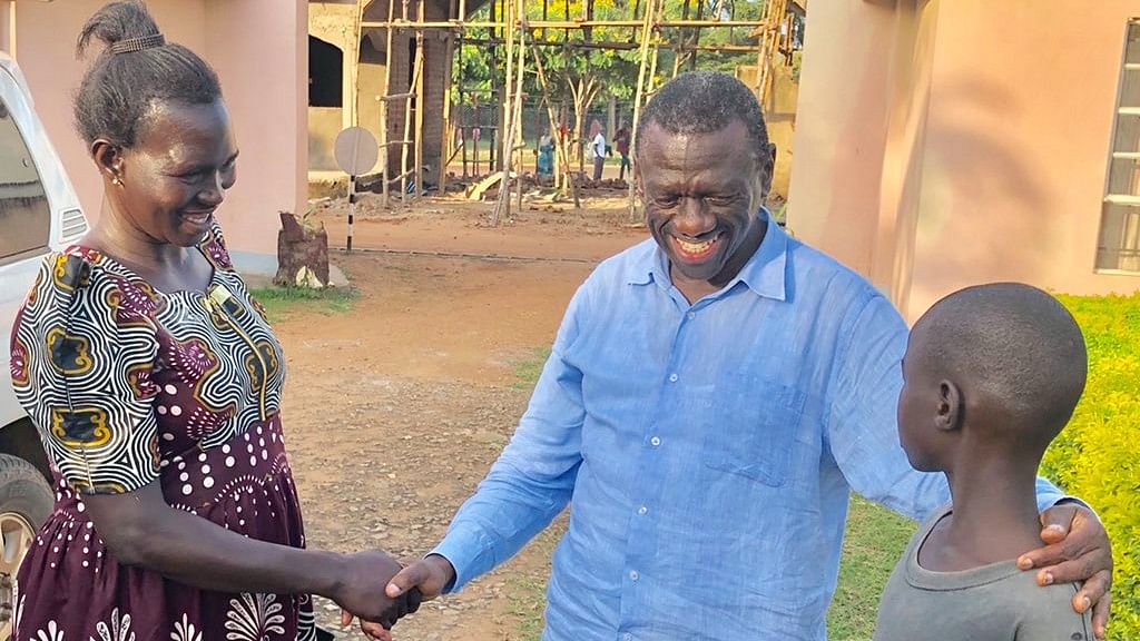 <div class="paragraphs"><p>Kizza Besigye has run against Ugandan President Yoweri Museveni in four elections and lost each time, although he has rejected the results, alleging fraud and voter intimidation. He has been arrested dozens of times before.</p></div>