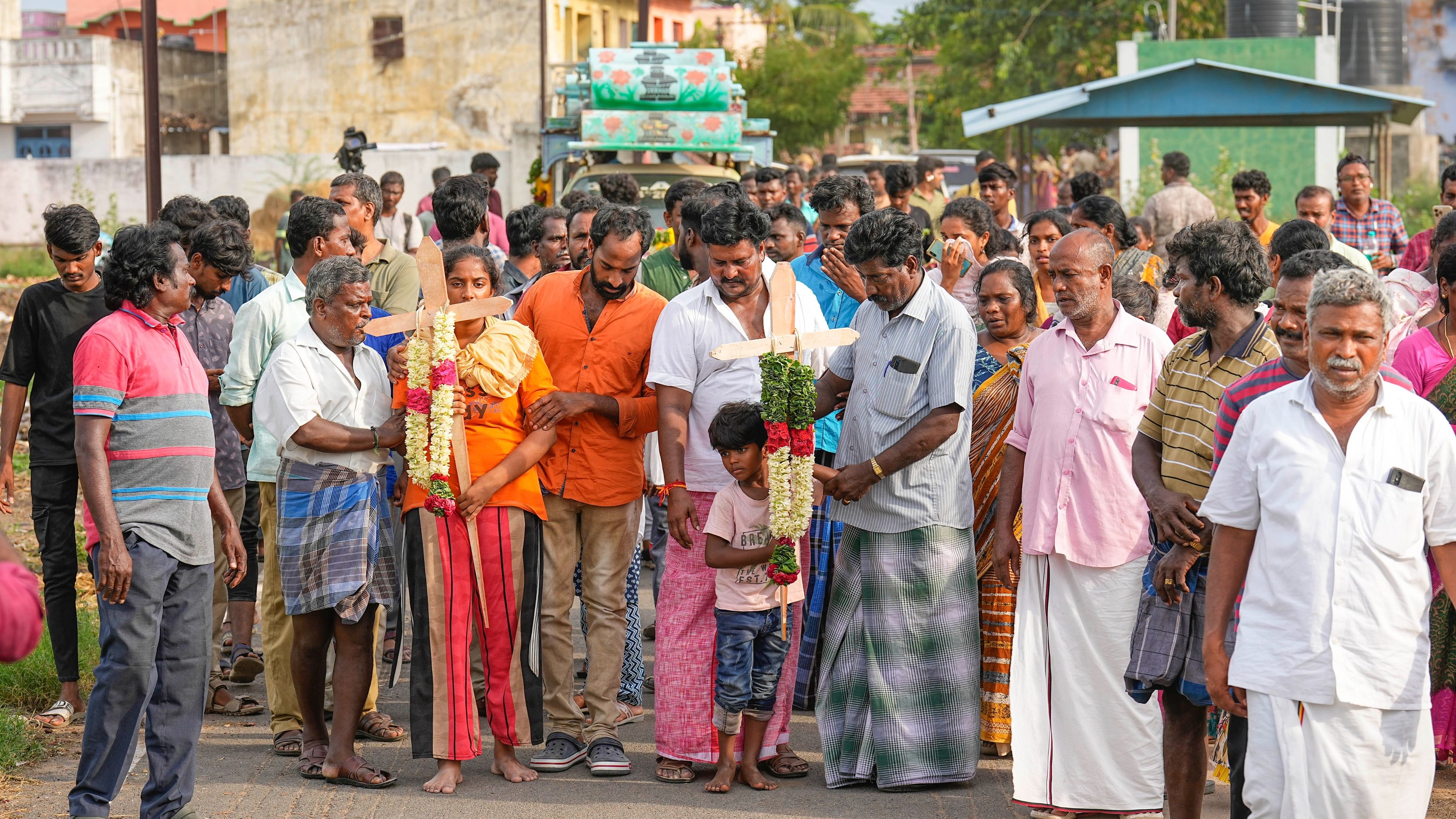 <div class="paragraphs"><p>Family members during the funeral of people who died after consumption of spurious liquor, in Kallakurichi district, Thursday, June 20, 2024. </p></div>