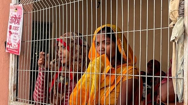 <div class="paragraphs"><p>Family members wait outside the emergency ward after a fire broke out in the Neonatal Intensive Care Unit (NICU) of the Maharani Laxmi Bai Medical College, in Jhansi district, Saturday, Nov. 16, 2024. </p></div>