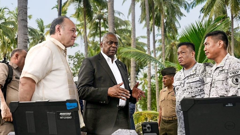 <div class="paragraphs"><p>US Secretary of Defense Lloyd  Austin with American service members deployed to US Task Force Ayungin in&nbsp;Philippines.</p></div>