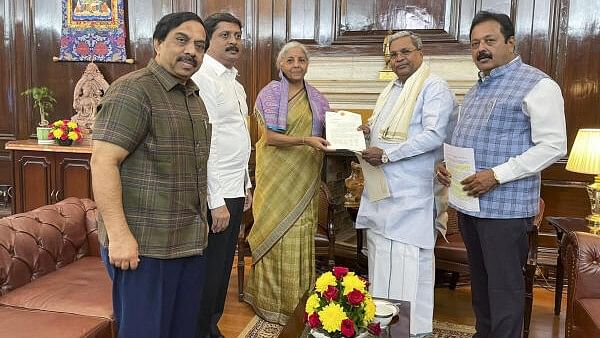 <div class="paragraphs"><p>Union Finance Minister Nirmala Sitharaman during a meeting with Karnataka Chief Minister Siddaramaiah and state cabinet ministers Byrathi Suresh and N Chaluvaraya Swamy to discuss the issue of&nbsp;NABARD funding to Karnataka being cut by about 58%, in New Delhi. </p></div>