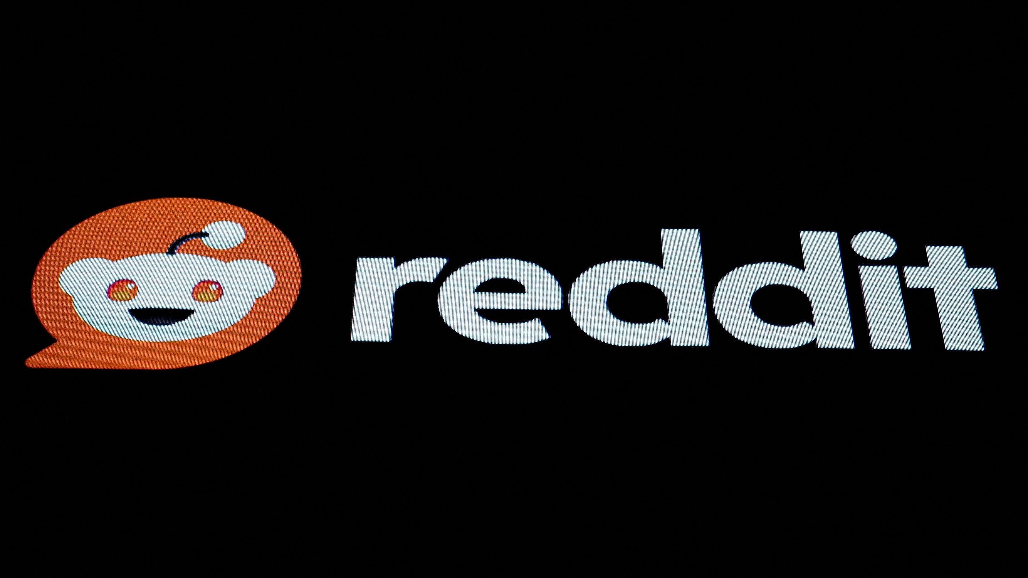 <div class="paragraphs"><p>The company logo for Reddit.</p></div>