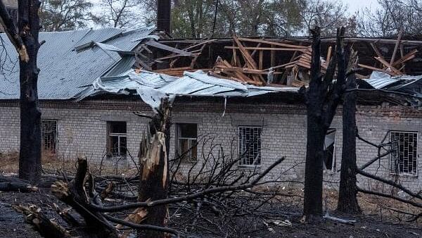 <div class="paragraphs"><p>Representative image showing a house in Dnipro after a missile strike</p></div>