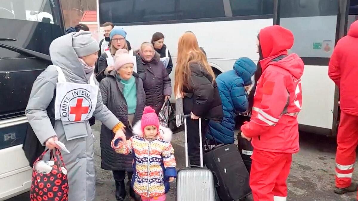 <div class="paragraphs"><p>Civilian residents of Russia’s Kursk region held by Ukraine are seen as they return to Russia following negotiations with Kyiv.</p></div>