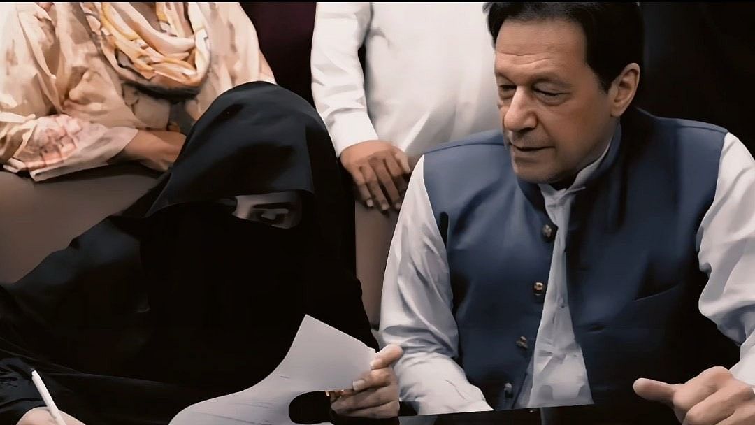 <div class="paragraphs"><p>Imran Khan and his wife Bushra Bibi.&nbsp;</p></div>