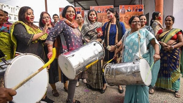 <div class="paragraphs"><p>BJP supporters celebrate their victory in Bihar assembly by-polls, in Patna.</p></div>