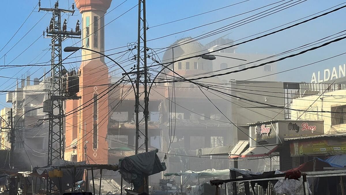 <div class="paragraphs"><p>Smoke rises at the site of an Israeli strike in the central Gaza Strip.&nbsp;</p></div>