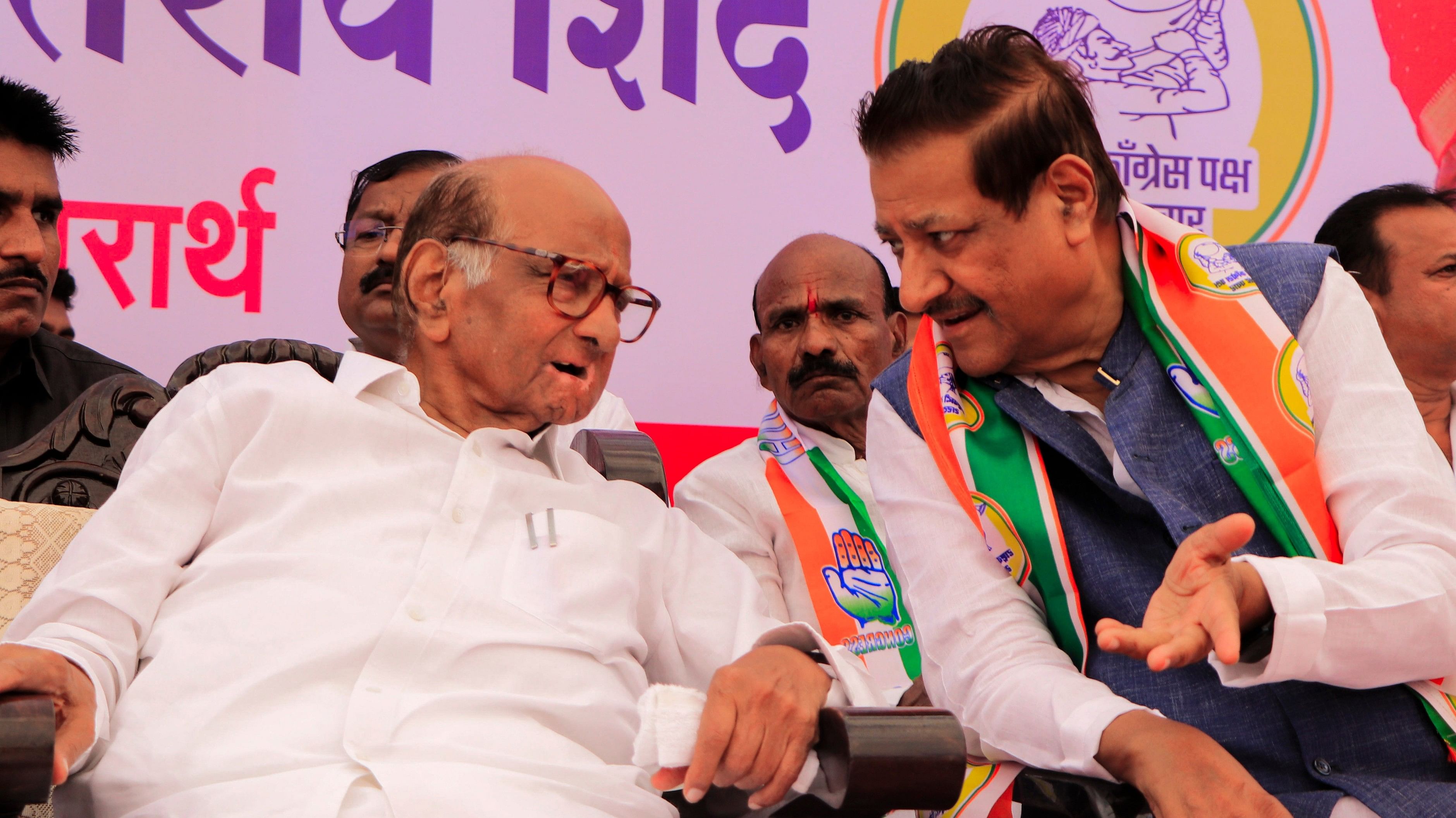 <div class="paragraphs"><p>Sharad Pawar and Prithviraj Chavan</p></div>