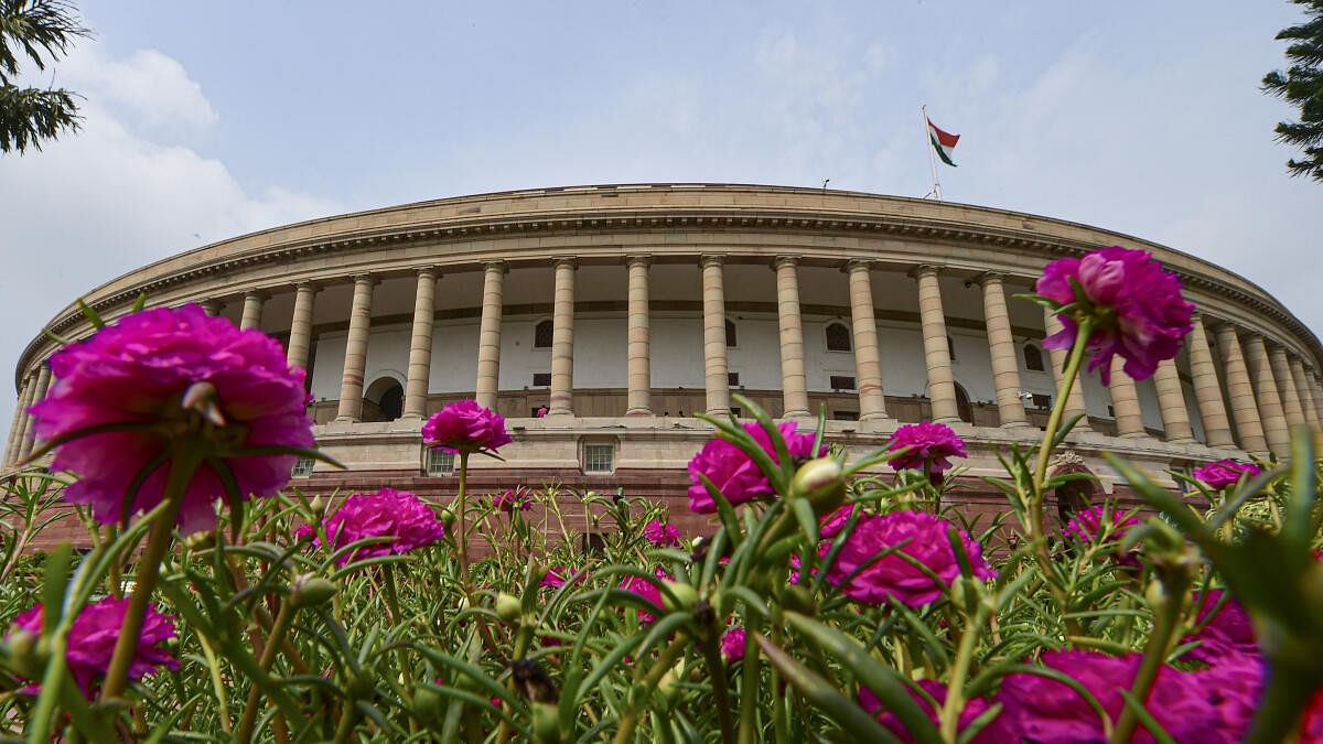 <div class="paragraphs"><p>President Droupadi Murmu, Vice-President Jagdeep Dhankhar and Prime Minister Narendra Modi will attend on Tuesday a special event being organised to mark 75 years of the Constituent Assembly's adoption of the Constitution.</p></div>