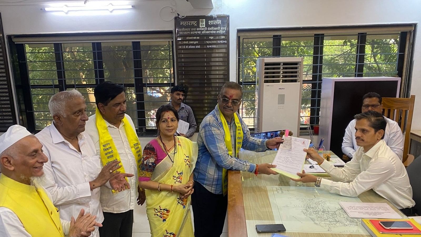 <div class="paragraphs"><p>BVA chief Hitendra Thakur after filing his nomination papers.</p></div>