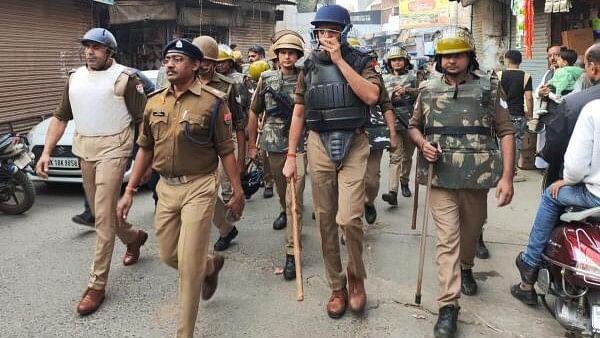 <div class="paragraphs"><p>Security personnel patrol the violence-hit area a day after clashes and stone pelting incidents over the survey of the Jama mosque, in Sambhal</p></div>