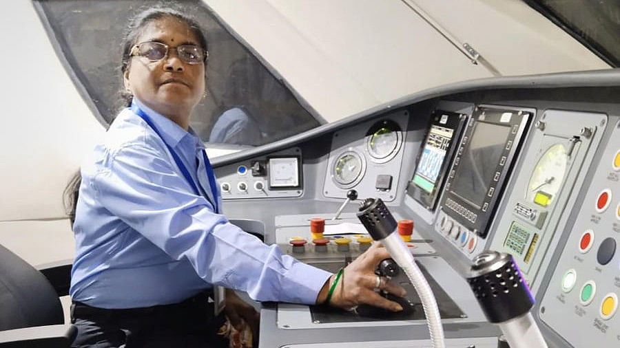 <div class="paragraphs"><p>Asia's first female loco pilot Surekha Yadav operates Solapur-CSMT Vande Bharat Express train.</p></div>