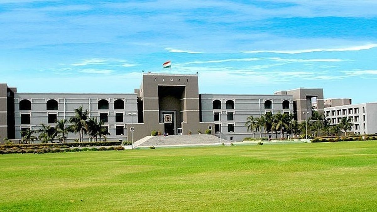 પિતાએ પુત્રીની શોધ માટે HCમાં કરી હેબિયસ કોર્પસની અરજી, પોલીસ પર ગંભીર આરોપો લગાવ્યા 2 Gujarat HC seeks govt's response after man files habeas corpus plea  claiming daughter eloped with priest of ISKCON