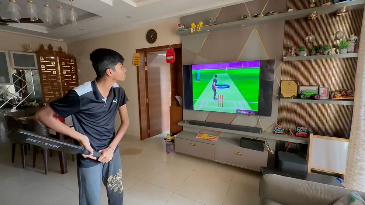 ‘Smart’ cricket bat wins investment in reality show