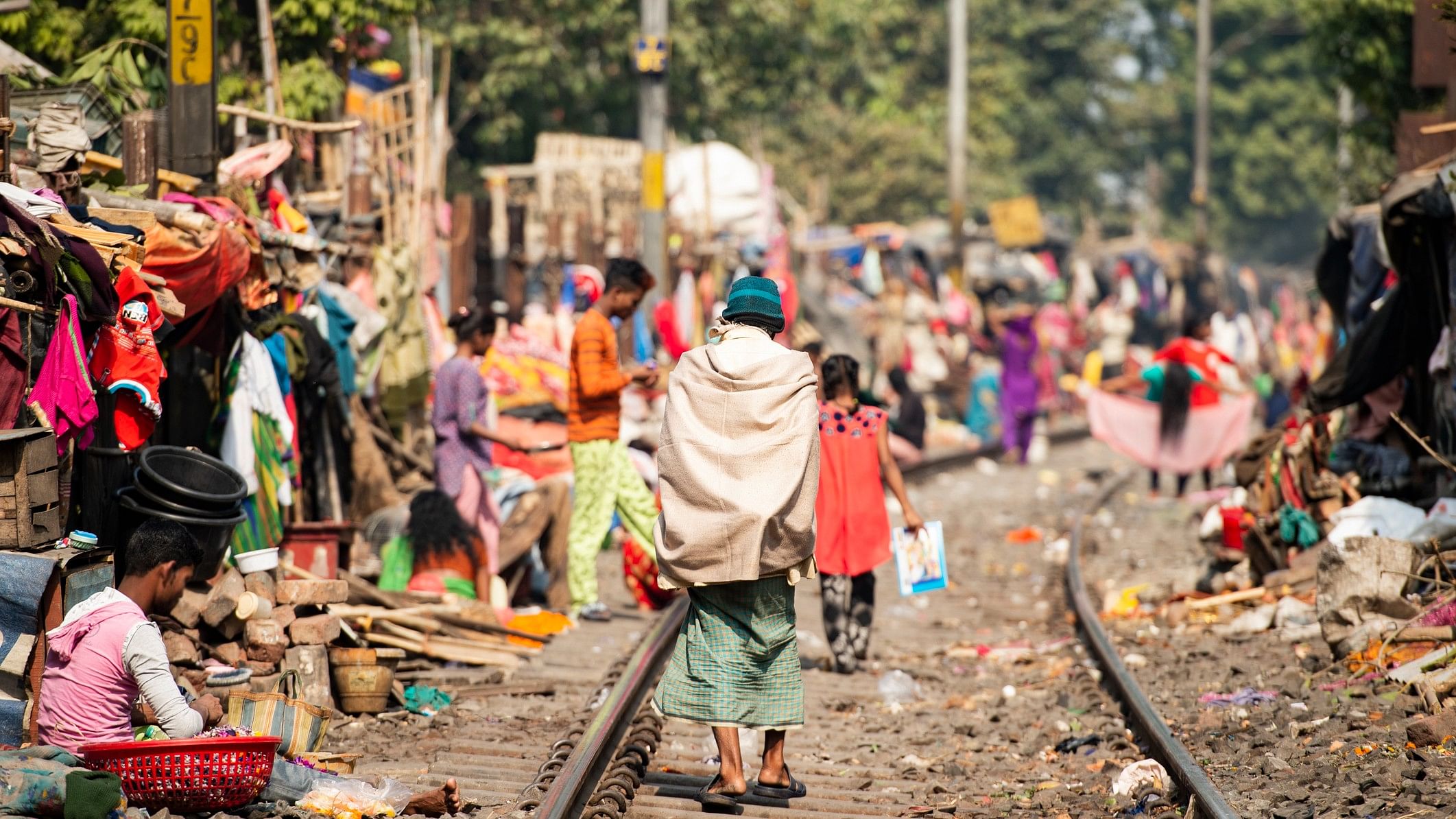 <div class="paragraphs"><p>Representative image showing poor people in India</p></div>