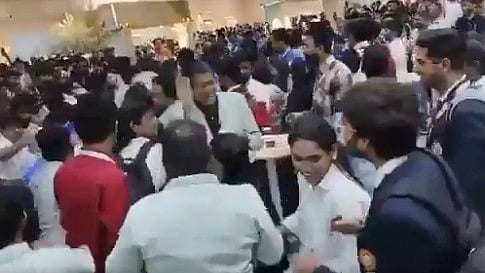 People fight over plates of food at the Global Investor Summit in Madhya  Pradesh