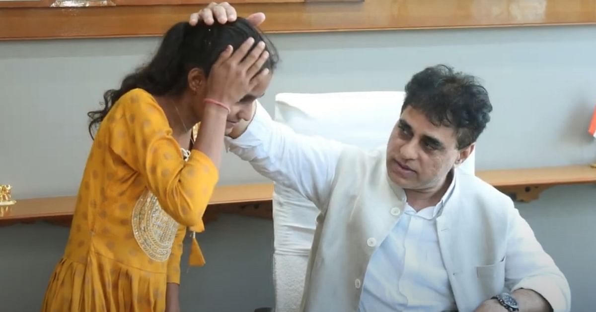 Gujarat Board Exam Error: Surat Girl Marked 'Failed' Gets Corrected Result, Scores 53%