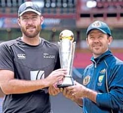 Daniel Vettori and Ricky Ponting with the Champions Trophy on the eve of the final. AP