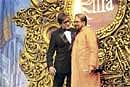 PALS: Amitabh Bachchan and Rajesh Khanna at IIFA 2009.