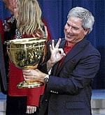 Its Perfect: United States team captain Fred Couples with the Presidents Cup in San Francisco on Sunday. AP