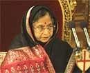 Indian President Pratibha Patil makes her speech at a banquet held in her honor at the Guildhall in London, Wednesday. AP