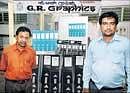 Vinay and Shivaprasad who were arrested for manufacturing fake tags. DH Photo