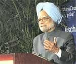Prime Minister Manmohan Singh addresses the attendees of USIBC meet, in Washington DC on Tuesday. PTI