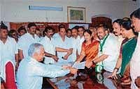 A V Gayathri Shanthe Gowda filing nominations for MLC elections.  DH Photo