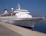 Luxury cruise liner woos Indian middle class