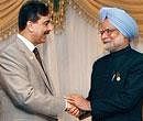 Prime Minister Manmohan Singh shakes hands with his Pakistani counterpart Yousaf Raza Gilani during a bilateral meeting at Sharm-el-Sheikh in Egypt. File photo/PTI