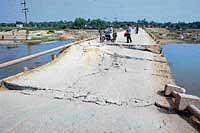 wanton act: The Hagari bridge in Bellary taluk which collapsed on Thursday. dh photo